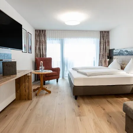 Alte Krone Hotel 3*