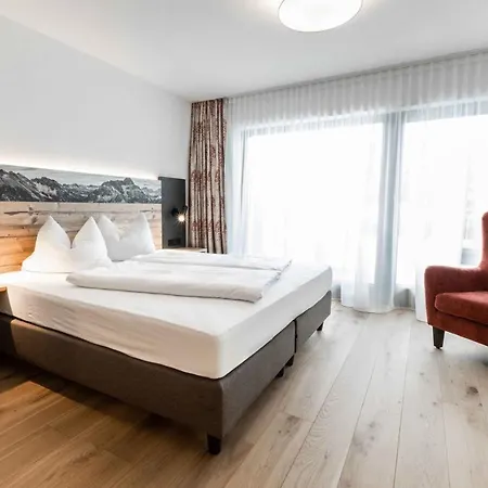 Alte Krone Hotel 3*