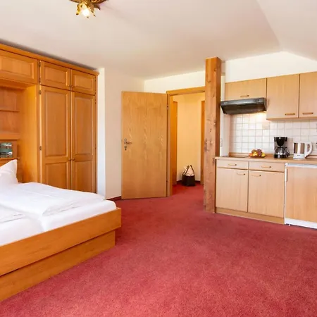 Alte Krone Hotel 3*