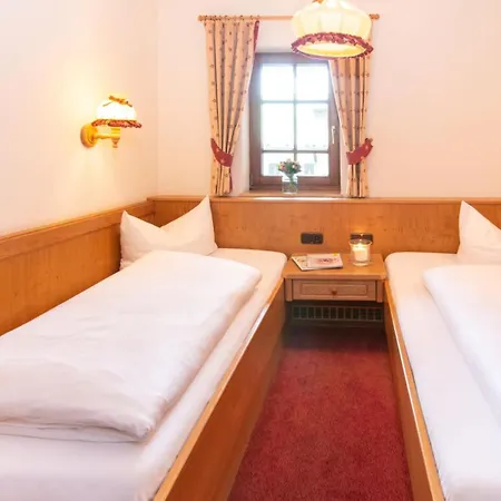 Alte Krone 3*