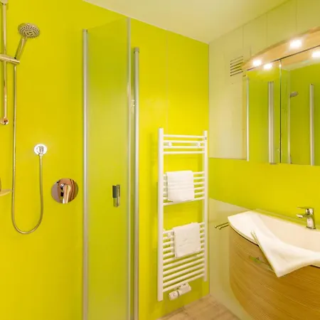 Alte Krone ميتلبرغ