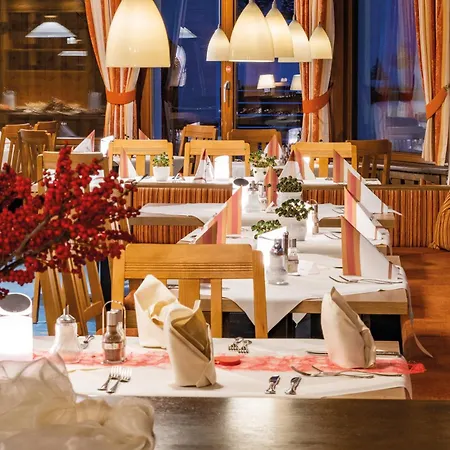 فندق Alte Krone 3*