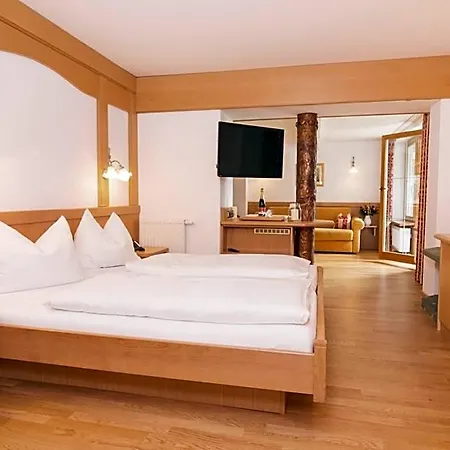 Alte Krone Ξενοδοχείο 3*