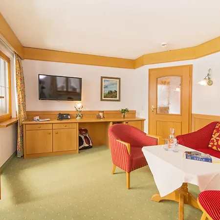 Alte Krone 3* Mittelberg
