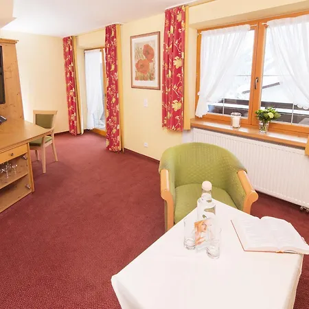 Otel Alte Krone 3*