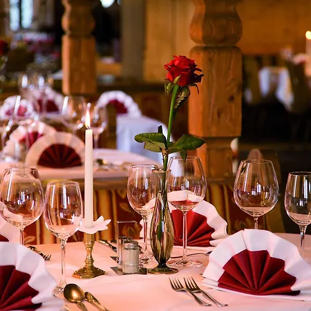 Alte Krone ميتلبرغ