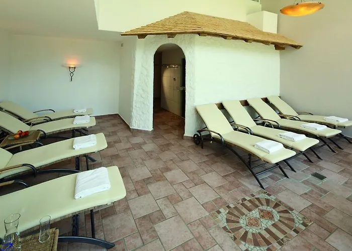 Alte Krone Hotel Mittelberg